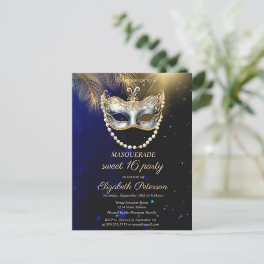 Masquerade Masque Gold Leaves Sweet 16 Uitnodiging Briefkaart (Staand voorkant)