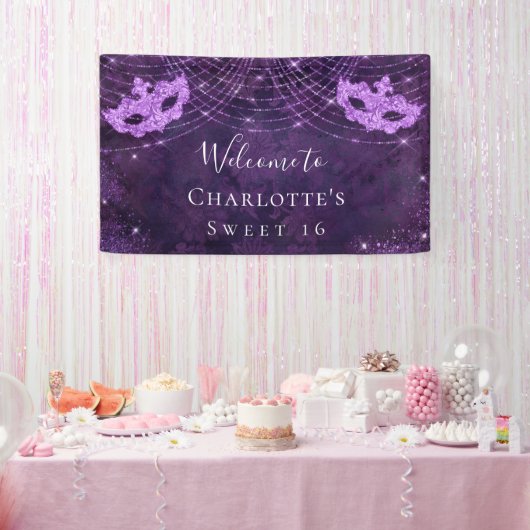 Masquerade paars glitterstof Sweet 16 verjaardag Spandoek (Feest)