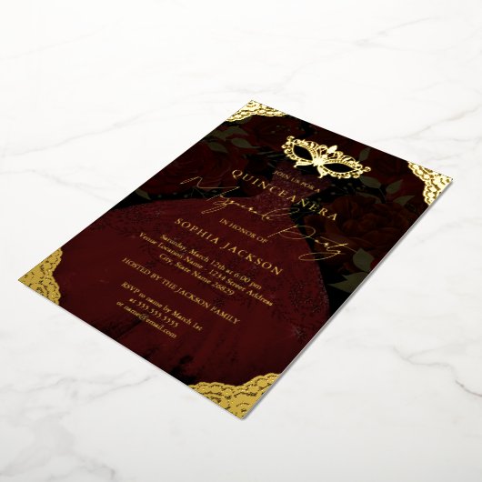 Masquerade Party Red Gold Mask Dress Quinceanera Folie Uitnodiging (Gedraaid)