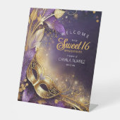 Masquerade Sweet 16 Welkom Paarse Gold ID1032 Reclamebord Met Voetstuk (Voorkant)