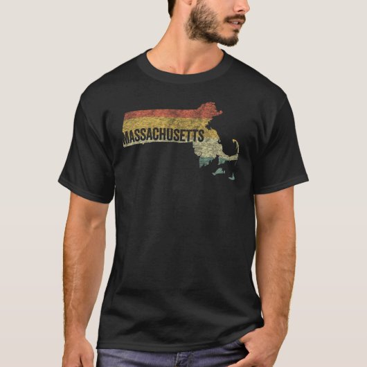 Massachusetts  Retro Sunset Distress Map T-shirt (Voorkant)
