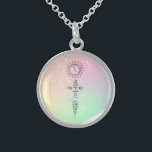 *~* Massage Woman - Moon Sun Nirvana Yoga Reiki Sterling Zilver Ketting<br><div class="desc">Rond sterling Silver Metafysisch Spiritueel New age ketting. * Het zeer kalmerende zachte pastel COSMIC Etheral Sacred Geometry Symbool dat de weg naar Verlichting en Nirvana weergeeft. U zult opmerken dat dit ontwerp met u op een zeer diep niveau kan communiceren. De achtergrond heeft een mousserende glittertextuur met verschillende tinten...</div>
