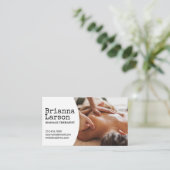 massagetherapeut | Vrouw krijgt massage terug Visitekaartje (Staand voorkant)
