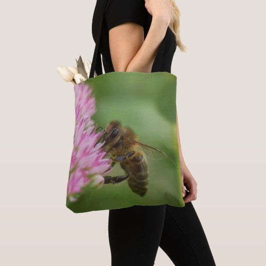 Massieve bij, of misschien wel (!) ander insect, o tote bag (Dichtbij)