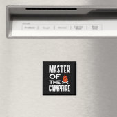 Master Of The Campfire Kampeerder Vader Camping T- Magneet (Insitu (Vaatwasser))
