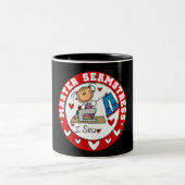 Master Seamstress Tweekleurige Koffiemok (Center)