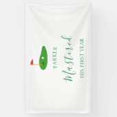 Mastered eerste jaar één gat in één groene verjaar spandoek (Verticaal)