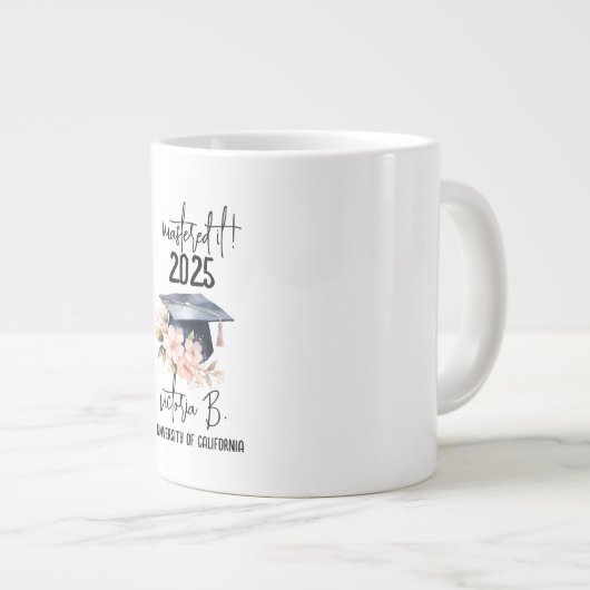 Mastered IT Afstuderen College Afstuderen cadeau, Grote Koffiekop (Voorkant rechts)