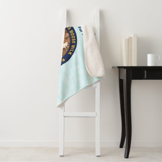 Matanuska Moose Milk Sherpa Deken (In situ)