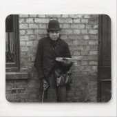 Match-Seller. c.1900 Muismat (Voorkant)