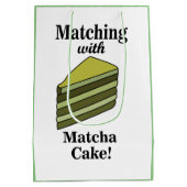 Matcha Green Cake Grappige Verjaardag Medium Cadeauzakje (Achterkant)
