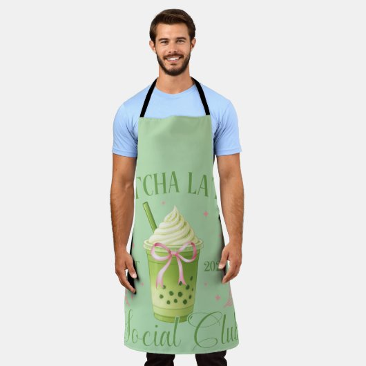 Matcha Latte Social Club Pink en Sage Green Schort (Gedragen)