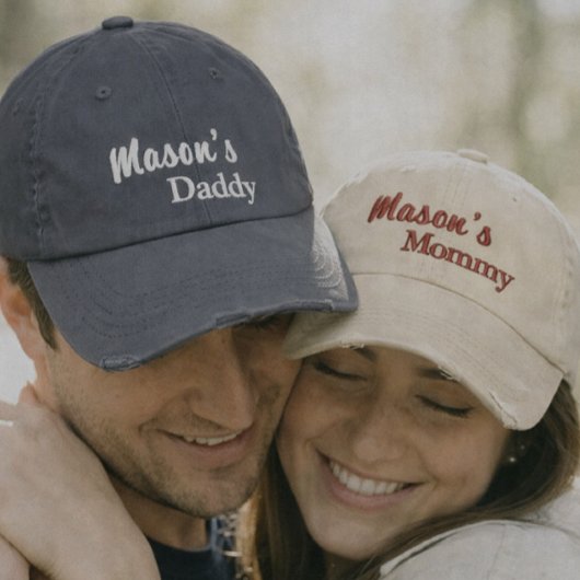 Matching Mommy Daddy embroidered caps set Geborduurde Pet