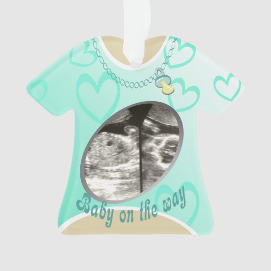 Maternity Shirt Baby aangekondigd Ornament (voorkant)