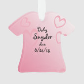 Maternity Shirt Pink Baby aangekondigd Ornament (achterkant)