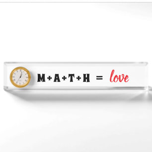 Math Equals Love Bureauklok Naambord