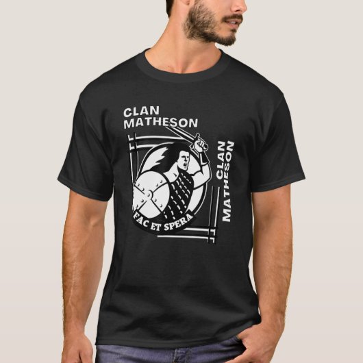 Matheson Clan Gaelic Motto Swordsman T-shirt (Voorkant)