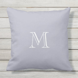 Matig bijtend blauw grijs monogram buitenkussen