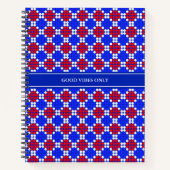 Matig Blauw Rood Witte Dotted Diamonds op Blauw Notitieboek (Voorkant)