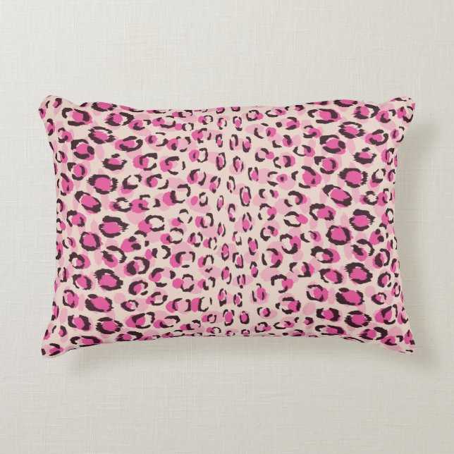 Matig chic roze cheetah printpatroon monogram decoratief kussen (Voorkant)