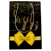 Matig elegant chic black en goudzoet 16 medium cadeauzakje (Voorkant)