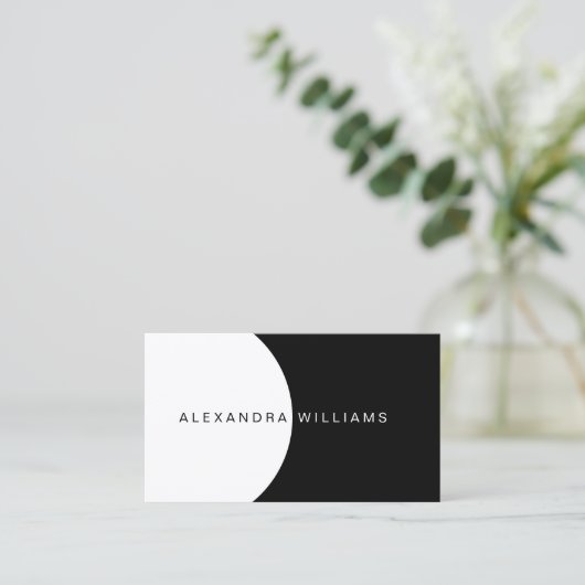 Matig en elegant zwart en wit visitekaartje (Staand voorkant)