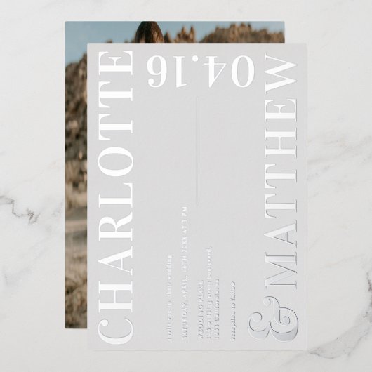 Matig gedurfd met grijze foto's bruiloft zilver folie uitnodiging (Voorkant / Achterkant)