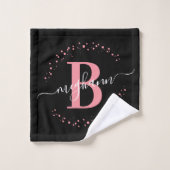 Matig Girly Pink Black Name Script Monogramed Bad Handdoek (Wasdoekje)