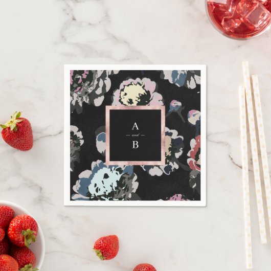 Matig klassiek zwart abstract bloemmonogram servet (Insitu)