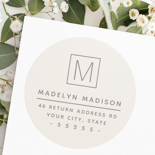 Matig monogram licht boven bruin retouradres ronde sticker