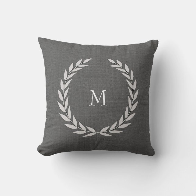 Matig Olijfboommonogram met donkergrijze burlap Kussen (Voorkant)