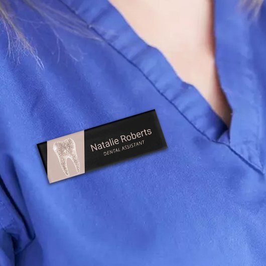 Matig Roos Gold Tooth Dentist Dental Assistant Naambadge