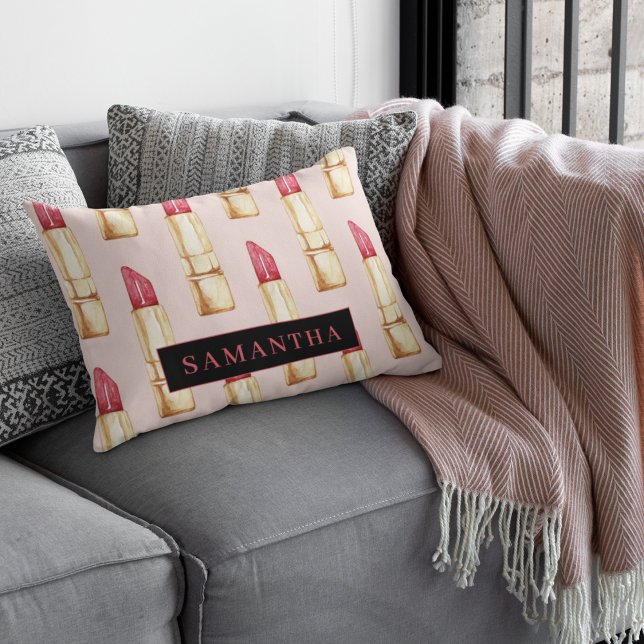 Matig roze en rode lipstick, meisje met naam accent kussen (Creator heeft geüpload)