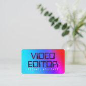 Matig vetgedrukte kleurrijke gradiënt visitekaartje (Staand voorkant)