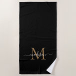 Matig zwart goudmonogram Feminine Chic Script Strandlaken<br><div class="desc">Elegante moderne zwart gouden monogram vrouwelijke stijlvolle meisjesscript strandlaken</div>
