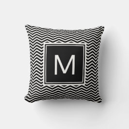 Matig zwarte en witte Chevrons met monogram Kussen
