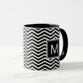 Matig zwarte en witte Chevrons met monogram Mok (Voorkant rechts)