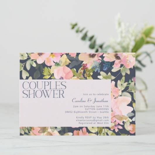 Matige Blush Navy Waterverf Floral Couples Shower Kaart (Staand voorkant)