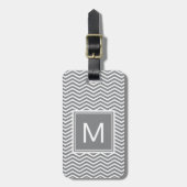 Matige grijze en witte Chevrons met monogram Bagagelabel (Voorkant verticaal)