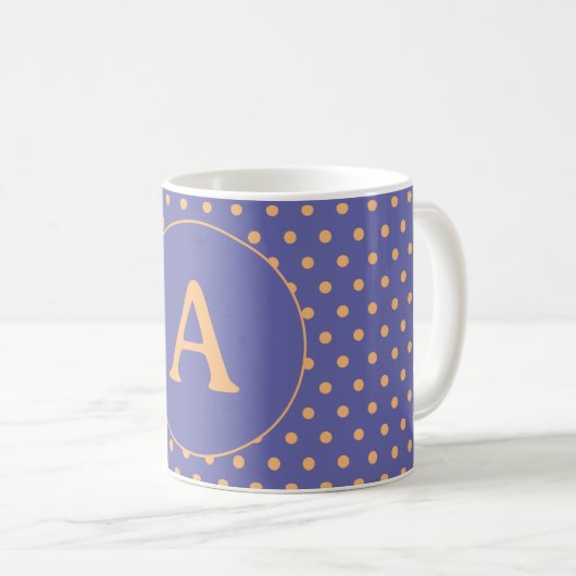 Matige monogram Periwinkle Perzikpok Dot Koffiemok (Voorkant rechts)