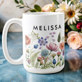 Matige wilde bloem, kleurrijk monogram bloem koffiemok