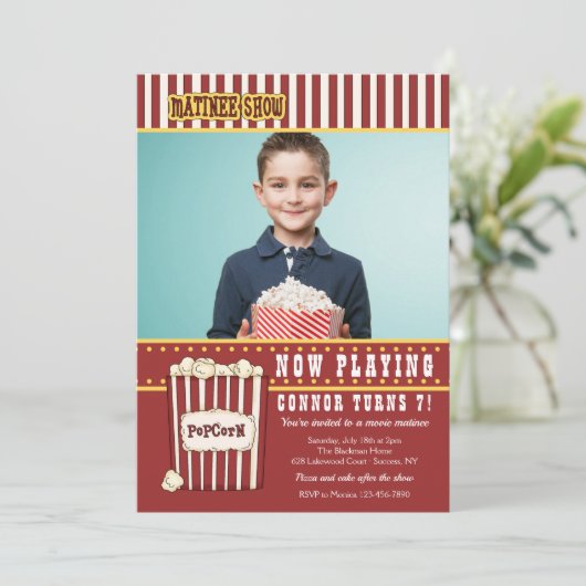 Matinee Show Foto Birthday Party Invitation Kaart (Staand voorkant)