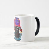 Matryoshka en haar speelse kat magische mok (Voorkant rechts)