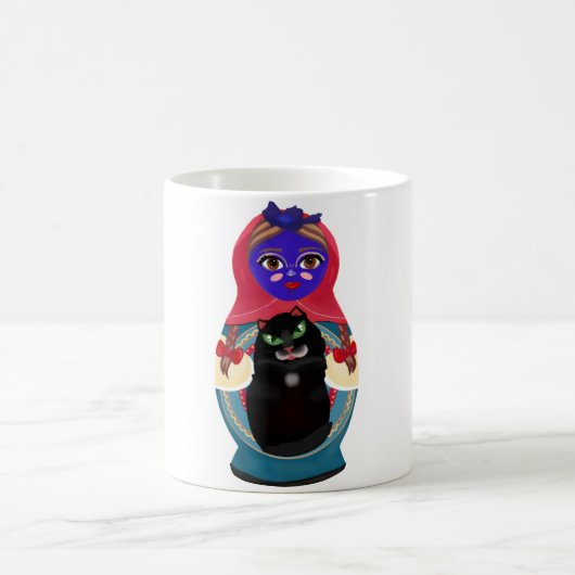 Matryoshka en haar speelse kat magische mok (Center)