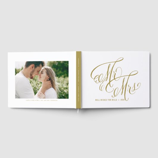 Matte Gold Mr. en Mrs Elegant Script Wedding Gastenboek (Volledig)