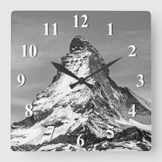 Matterhorn Black en White Vierkante Klok (Voorkant)