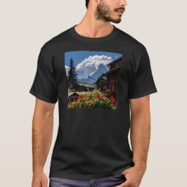 Matterhorn en Zermatt-dorpshuizen, Zwitserland T-shirt