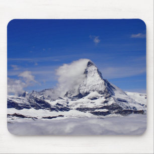 Matterhorn in een zee wolken in Zwitserland Muismat