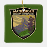 Matterhorn Zwitserland Reizen Kunst Vintage Keramisch Ornament<br><div class="desc">Matterhorn in een vectorkunststijl. De Matterhorn is een berg in de Alpen die zich uitstrekt over de belangrijkste waterscheiding en de grens tussen Zwitserland en Italië</div>