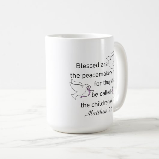 Matthew 5:9 verslaafd zijn de Mok van de Koffie va (Voorkant rechts)